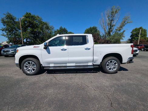 New 2026 Chevrolet Silverado 1500 LTZ w/ LTZ Premium Package AWD/4WD image 7