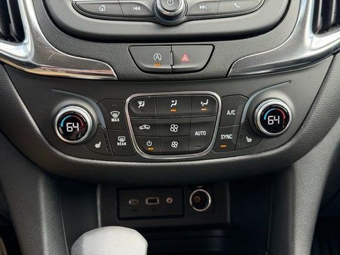 Used 2024 Chevrolet Equinox LT image 31