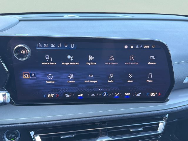 Used 2024 Chevrolet Traverse LT FWD image 10