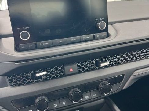 Used 2024 Honda Accord EX image 13
