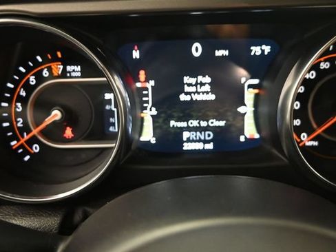 Used 2020 Jeep Wrangler Sport AWD/4WD image 11