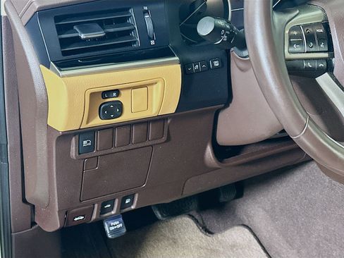 Used 2017 Lexus ES 350 image 16