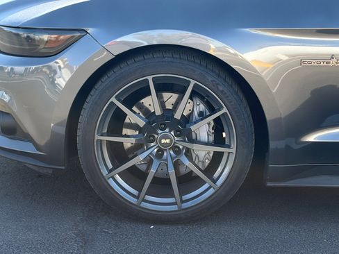 Used 2015 Ford Mustang GT RWD image 6