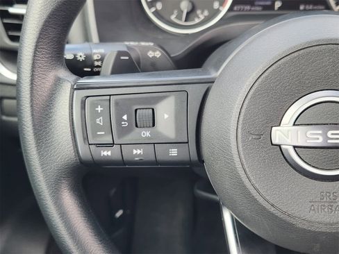 Used 2023 Nissan Rogue S image 26