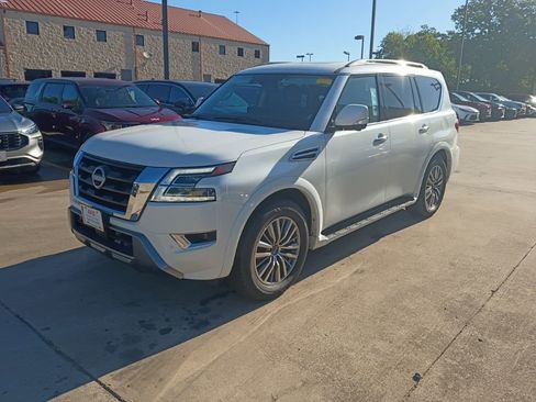 Used 2023 Nissan Armada SL image 1
