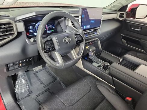 Used 2024 Toyota Sequoia Limited w/ Tow Technology Package AWD/4WD image 18
