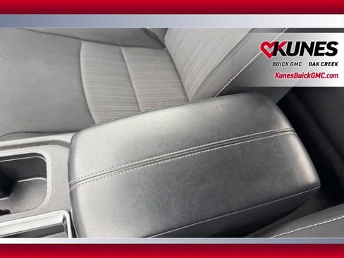 Used 2024 Nissan Sentra SV FWD image 18