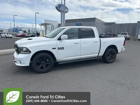Used 2017 RAM 1500 Sport w/ Sport Premium Group image 7