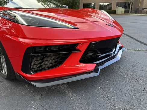 Used 2021 Chevrolet Corvette Stingray Premium Conv w/ Z51 Performance Package RWD image 17