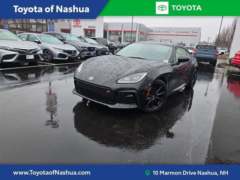 Certified 2024 Toyota GR86 Premium image 1