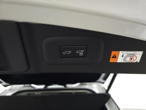 Used 2023 Lexus RZ 450e Premium image 8