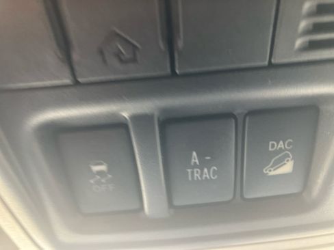 Used 2013 Toyota 4Runner SR5 w/ Convenience Pkg AWD/4WD image 22