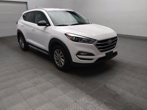 Used 2017 Hyundai Tucson SE AWD/4WD image 13
