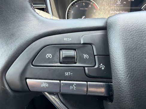 Used 2023 Cadillac XT6 Luxury FWD image 21