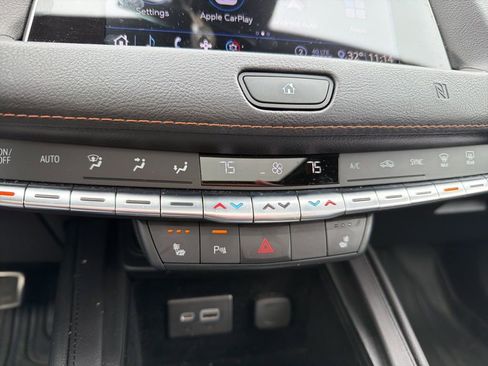 Used 2020 Cadillac XT4 Sport image 14