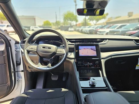 New 2026 Jeep Grand Cherokee L Laredo RWD image 25