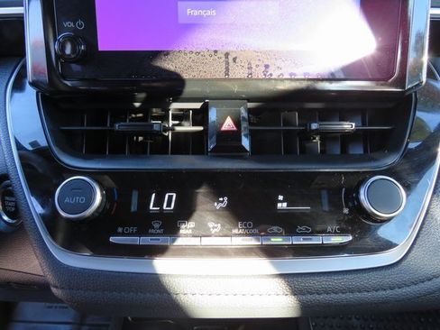 Certified 2024 Toyota Corolla SE image 27