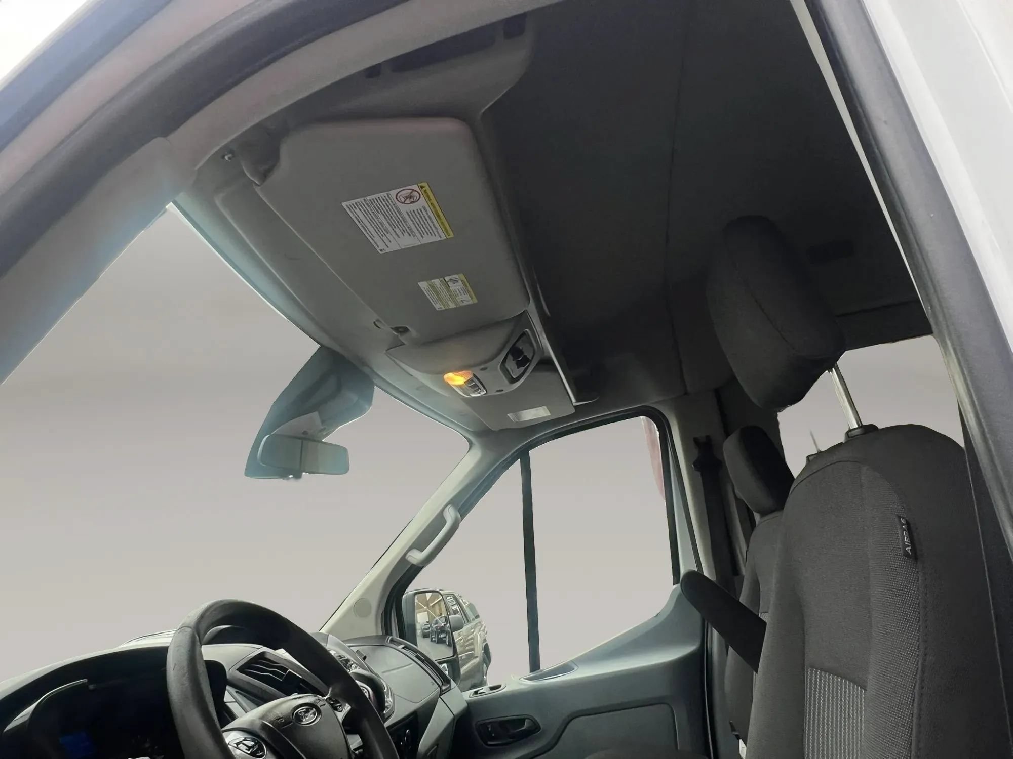 Used 2019 Ford Transit 350 XLT RWD image 26