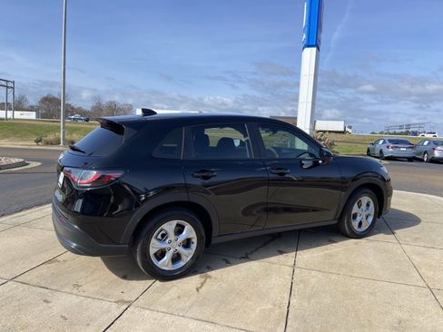 Used 2024 Honda HR-V LX image 11