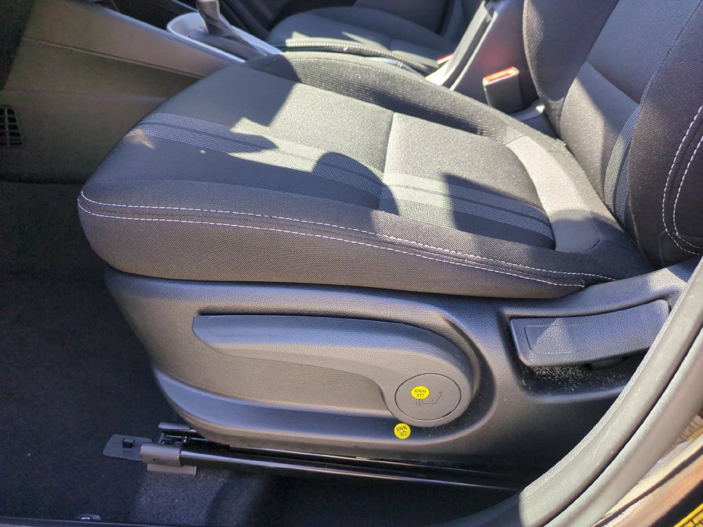 Used 2026 Hyundai Venue SEL FWD image 14