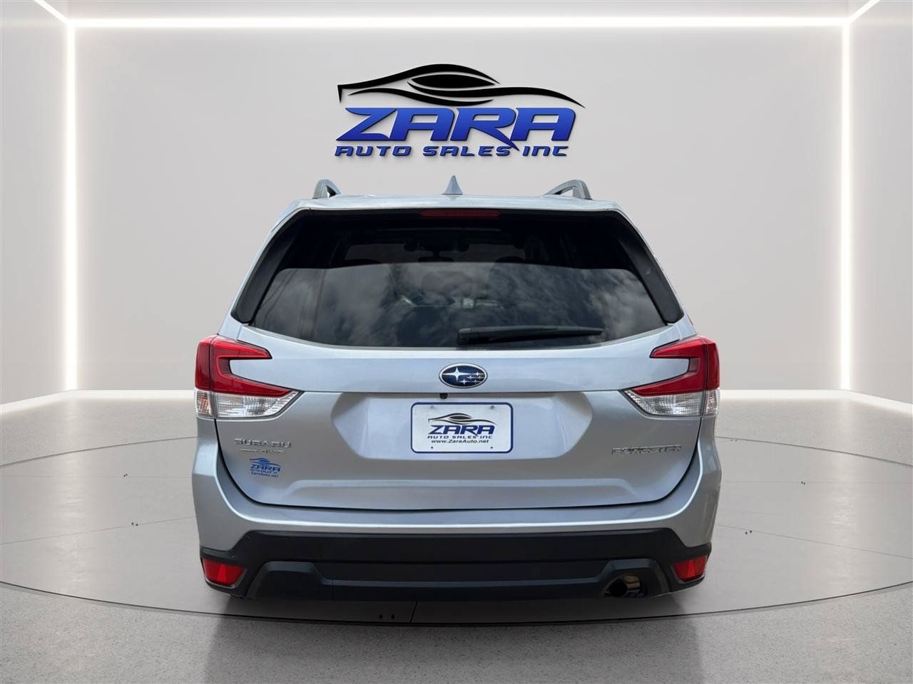 Used 2019 Subaru Forester Premium AWD/4WD image 6