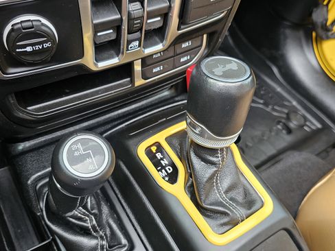 Used 2021 Jeep Wrangler Unlimited Sahara image 37