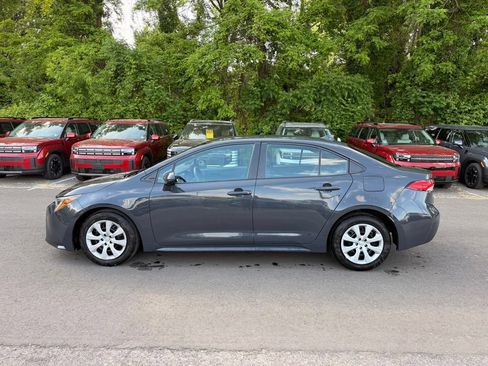 Used 2024 Toyota Corolla LE FWD image 7