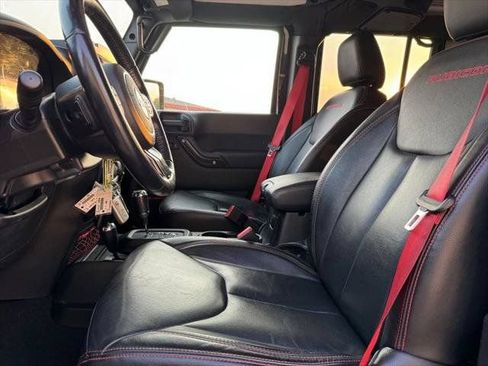Used 2018 Jeep Wrangler Unlimited Rubicon AWD/4WD image 18
