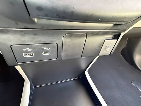 Used 2025 Honda Odyssey EX-L image 21