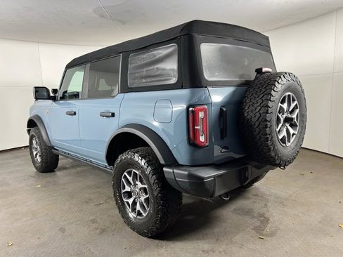 Used 2023 Ford Bronco Badlands image 5