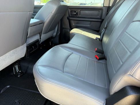 Used 2018 RAM 2500 Tradesman w/ Chrome Appearance Group AWD/4WD image 28
