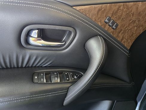Used 2017 INFINITI QX80 2WD image 22