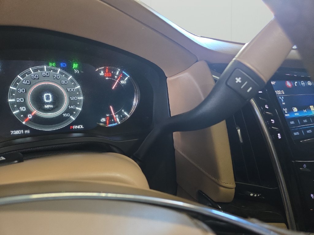 Used 2020 Cadillac Escalade Platinum AWD/4WD image 27