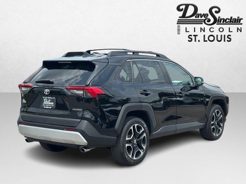 Used 2019 Toyota RAV4 Adventure AWD/4WD image 3
