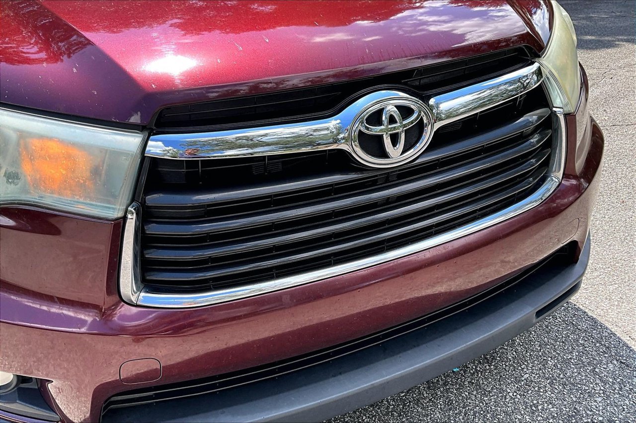 Used 2016 Toyota Highlander XLE FWD image 34