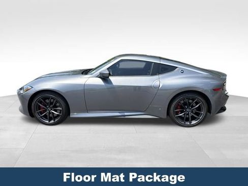 Used 2024 Nissan Z Performance w/ Floor Mat Package RWD image 6