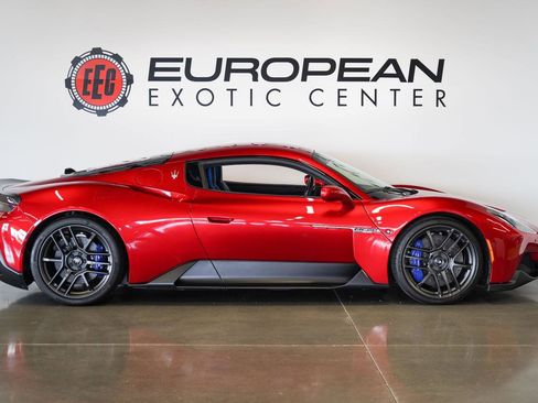 Used 2022 Maserati MC20 image 7