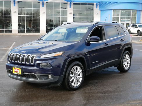 Used 2015 Jeep Cherokee Limited image 3
