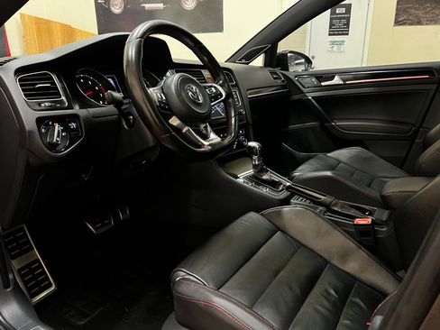 Used 2015 Volkswagen GTI Autobahn w/ Lighting Package (SEL) FWD image 14