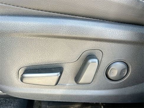 Used 2021 Hyundai Santa Fe SEL Premium w/ Cargo Package image 16