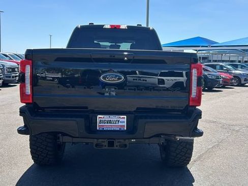 New 2026 Ford F250 XLT w/ XLT Premium Package AWD/4WD image 4