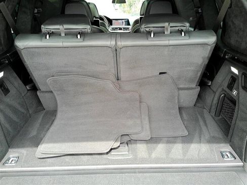 Used 2020 BMW X7 M50i image 26