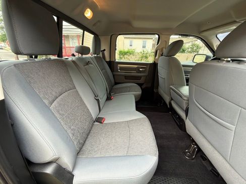 Used 2018 RAM 1500 Big Horn AWD/4WD image 27