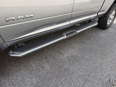 Used 2024 RAM 2500 Big Horn image 18