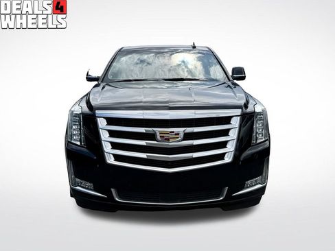 Used 2018 Cadillac Escalade Premium Luxury RWD image 2