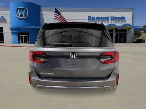 New 2026 Honda Odyssey EX-L image 4