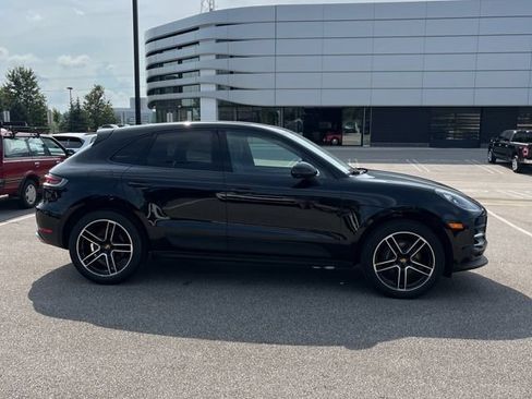 Used 2021 Porsche Macan AWD/4WD image 4