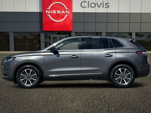 Used 2022 Lincoln Nautilus FWD w/ Premium Package image 6
