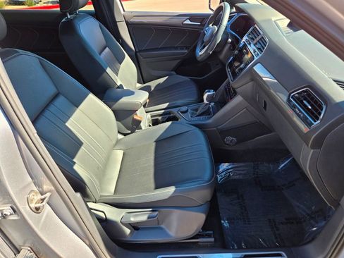 Certified 2024 Volkswagen Tiguan SE R-Line AWD/4WD image 13