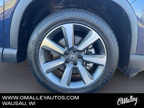Used 2025 Honda Pilot Elite image 9